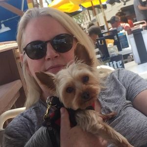 Meet your Posher, Janet